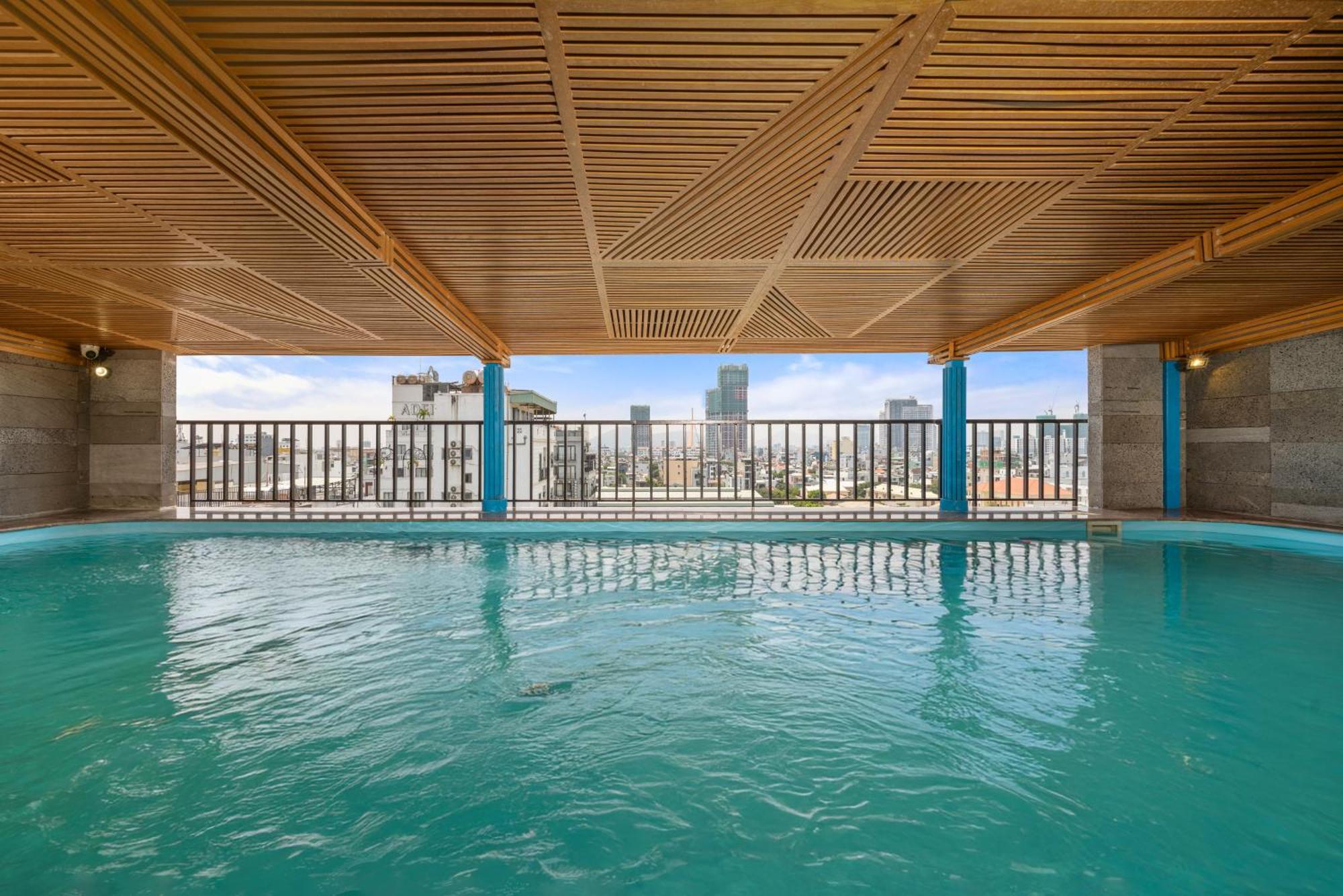 Platinum Danang Hotel Екстериор снимка