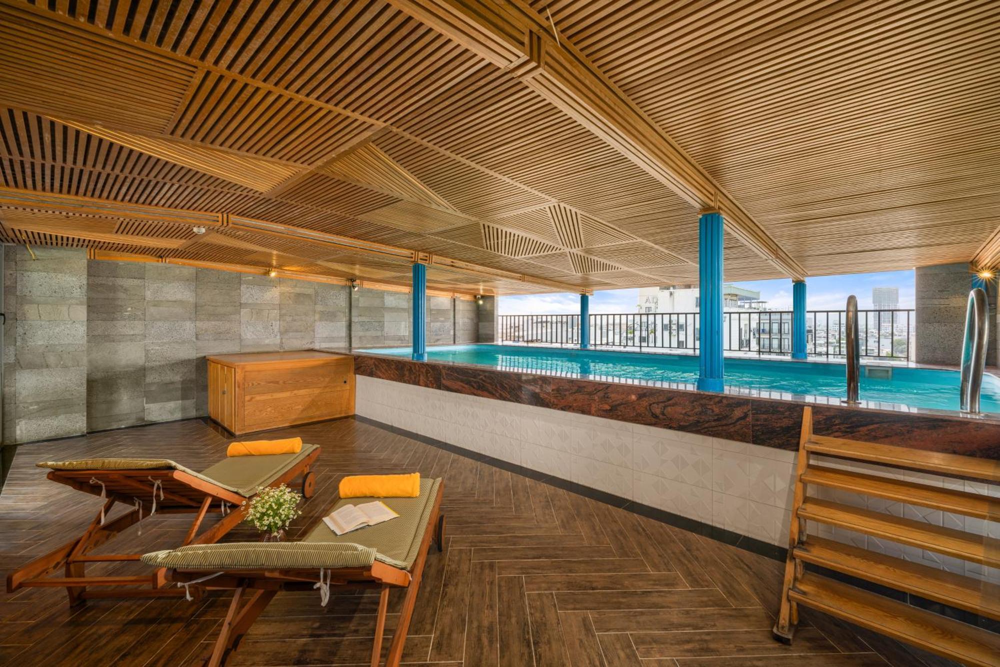 Platinum Danang Hotel Екстериор снимка