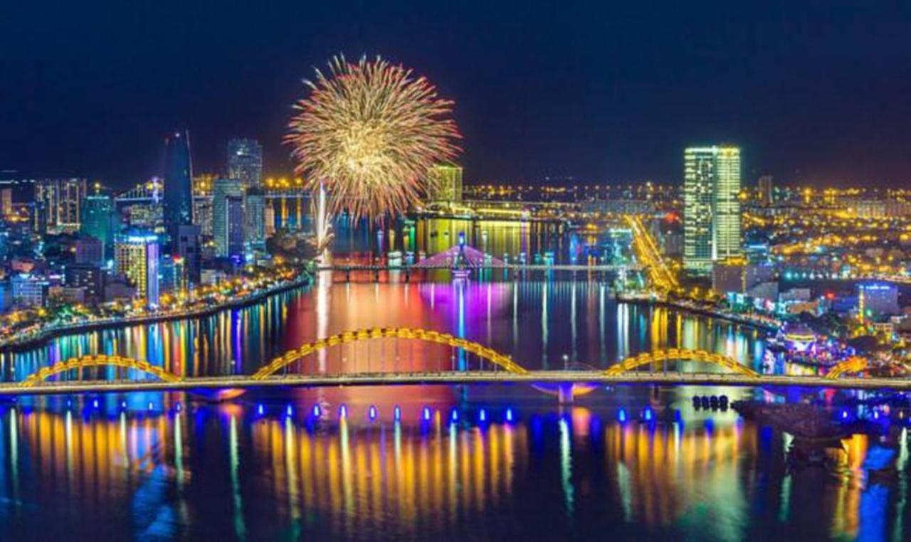 Platinum Danang Hotel Екстериор снимка