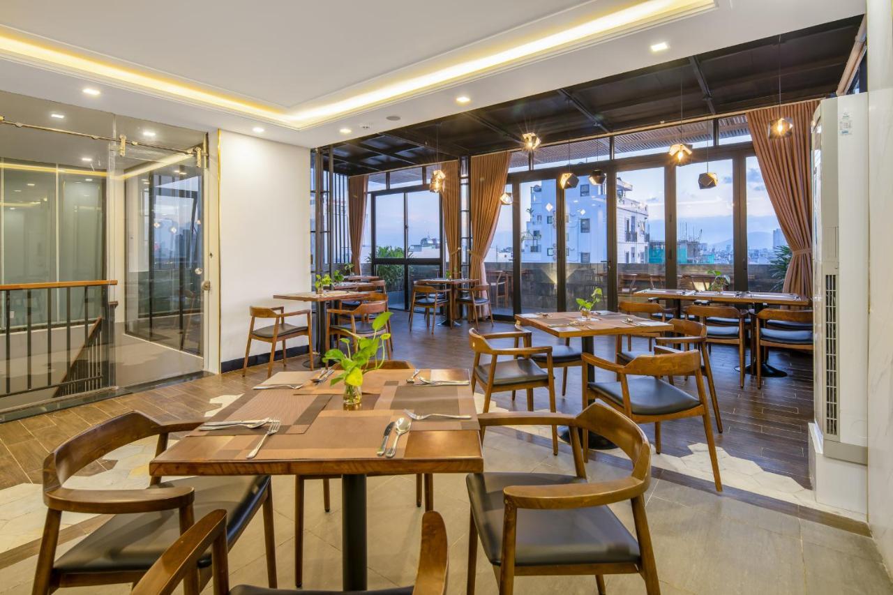 Platinum Danang Hotel Екстериор снимка